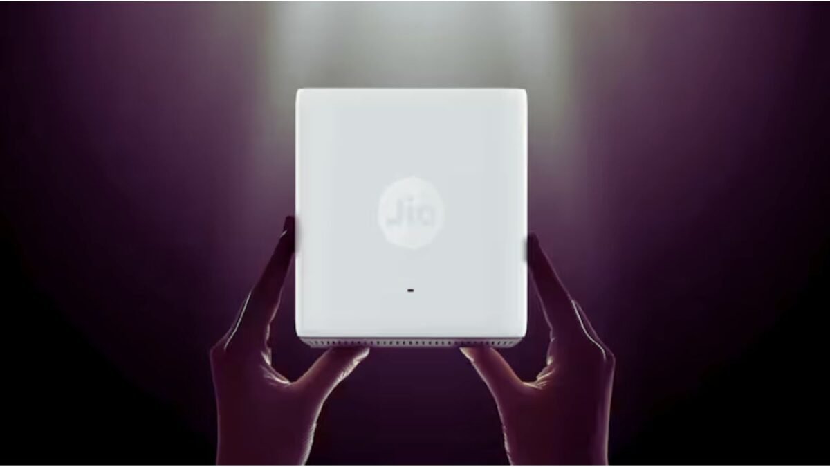 Jio का नया AX6000 Router अब लॉन्च, मिलेगी 6000Mbps की जबरदस्त स्पीड और 100 डिवाइसेस का साथ Jio's new AX6000 Router now launched