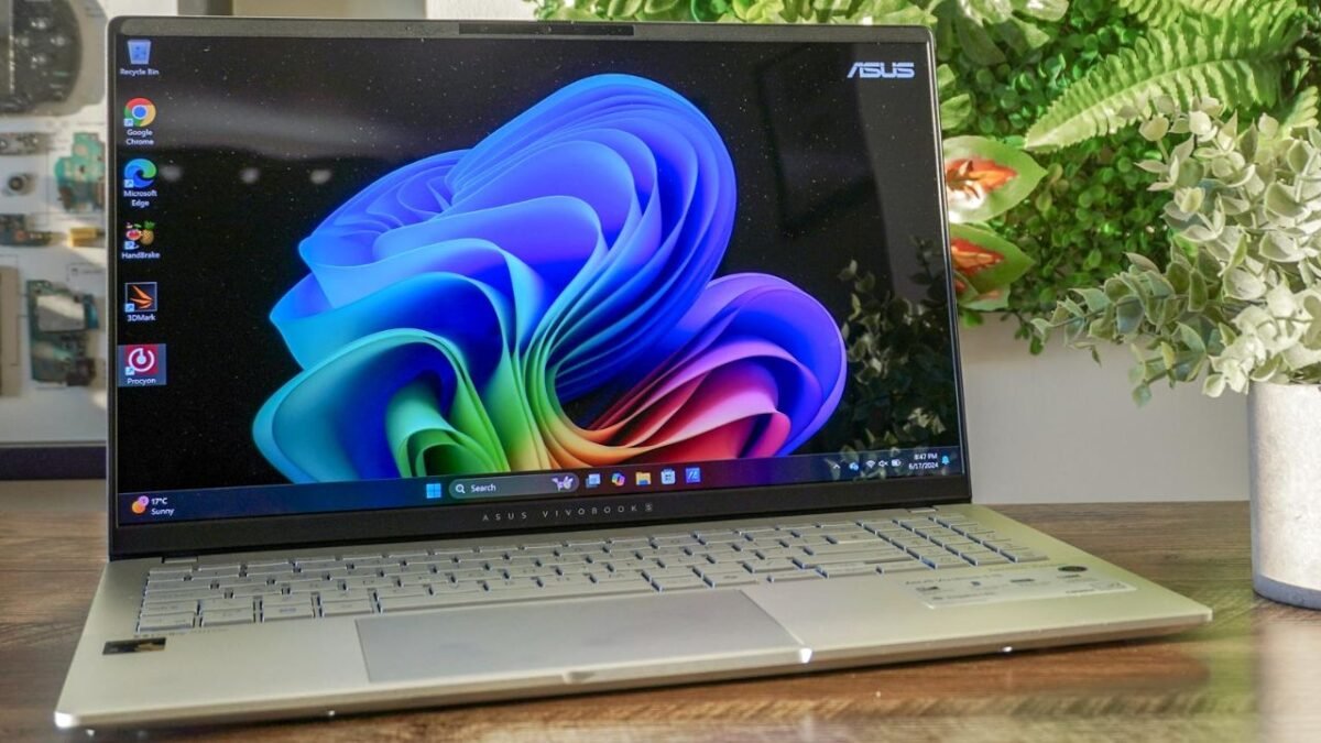 ASUS ने लॉन्च किए नए Vivobook S14 और S16 लैपटॉप, कीमत, फीचर्स भी कमाल के ASUS ने लॉन्च किए नए Vivobook S14 और S16 लैपटॉप, कीमत, फीचर्स भी कमाल के