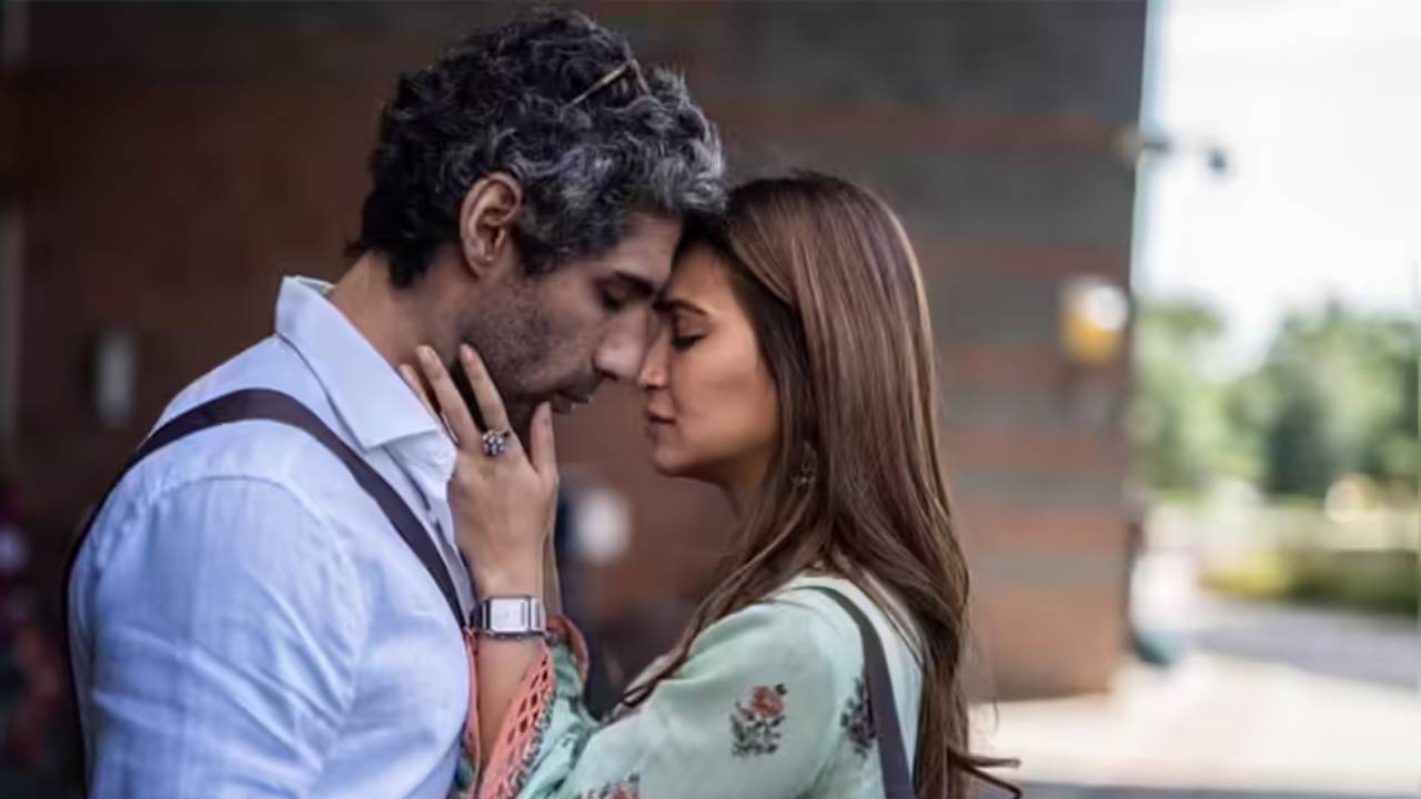 7 Killer Movies That Will Keep You Glued to the Sofa